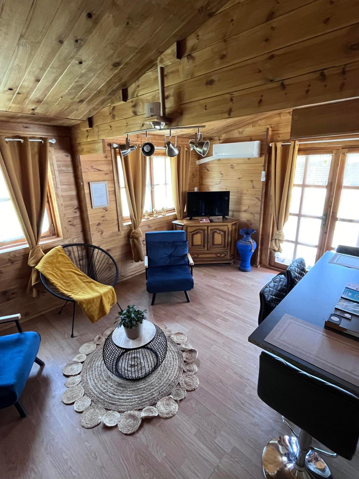 Chalet En Sologne A Villefranche Sur Cher Luaran gambar